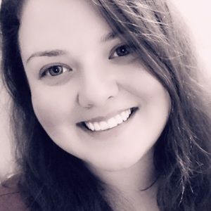 Meet your Posher, Ayme